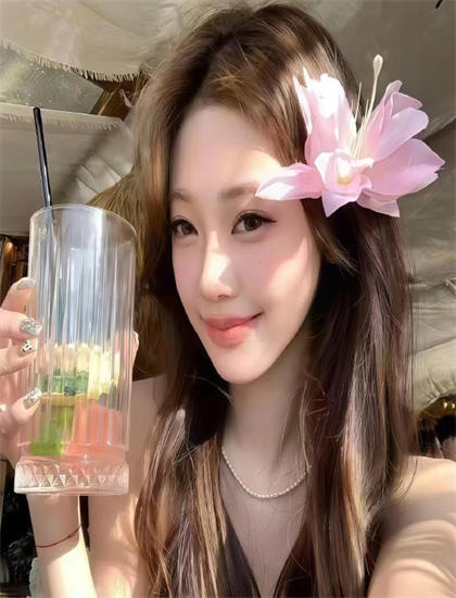 办公室的交易HD中文字幕_适合夫妻晚上睡觉看的电影_夜夜春宵